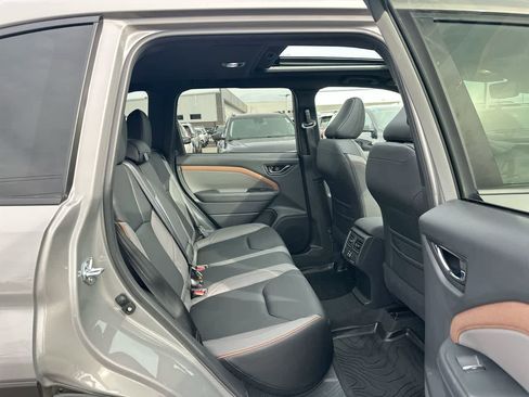 Used 2025 Subaru Forester Sport image 26