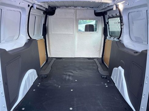 Used 2022 Ford Transit Connect XL image 12