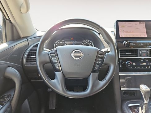 Used 2024 Nissan Armada SV image 12