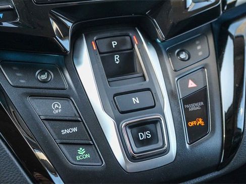 Certified 2024 Honda Odyssey Touring image 27