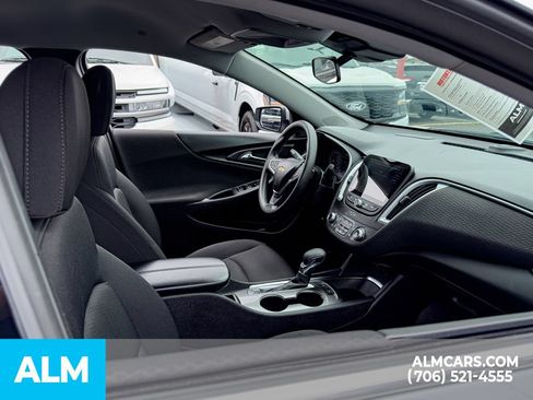 Used 2024 Chevrolet Malibu LT FWD image 16