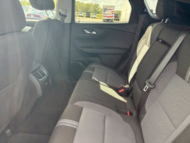 Used 2025 Chevrolet Blazer LT AWD/4WD image 13