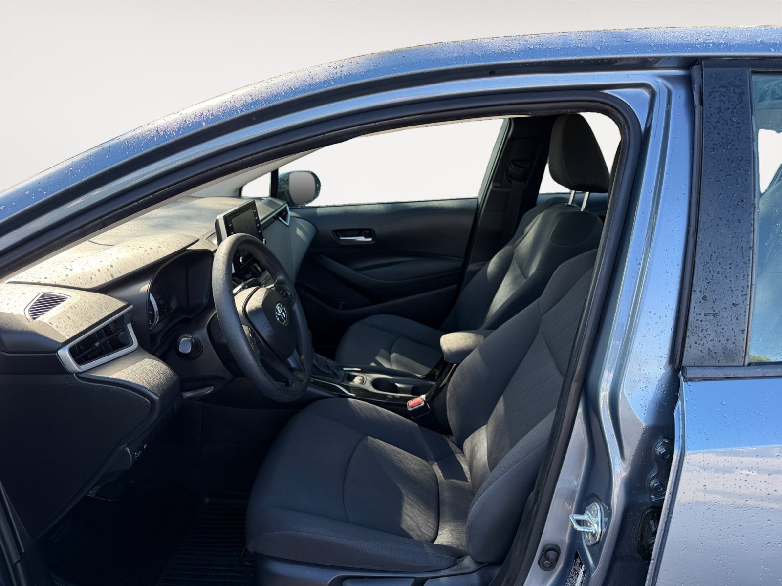 Used 2020 Toyota Corolla LE FWD image 9