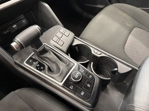 Used 2024 Kia Sportage LX FWD image 30