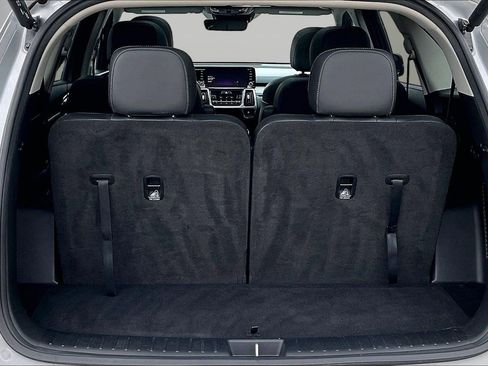 Used 2023 Kia Sorento SX image 28
