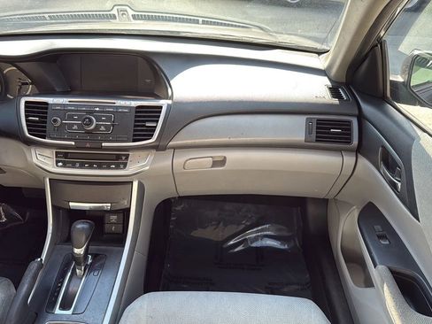 Used 2013 Honda Accord LX image 25