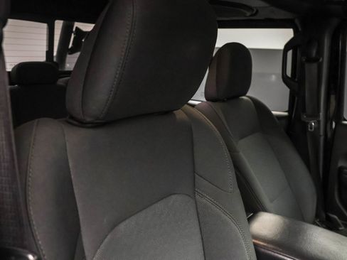 Used 2020 Jeep Gladiator Sport w/ Quick Order Package 24S image 35