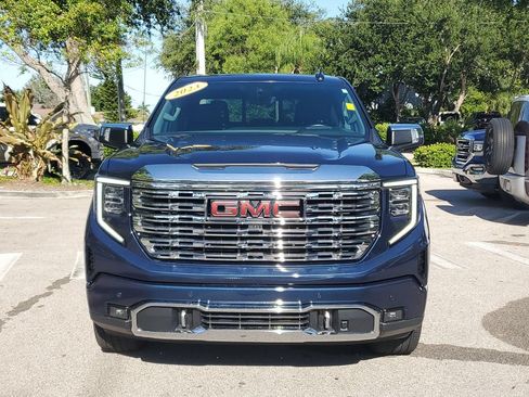 Certified 2023 GMC Sierra 1500 Denali w/ Denali Reserve Package AWD/4WD image 8