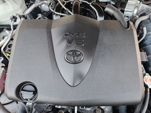 Used 2022 Toyota Avalon Limited w/ Advanced Safety Package image 32