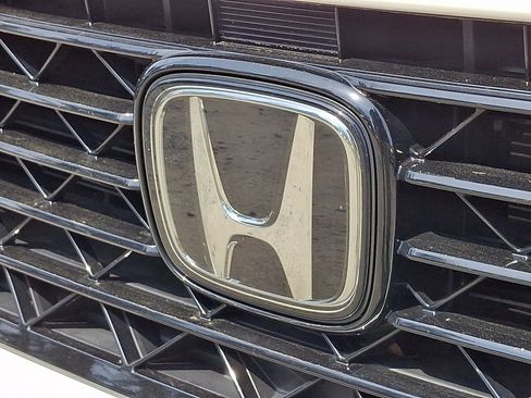 Used 2023 Honda Accord EX image 30