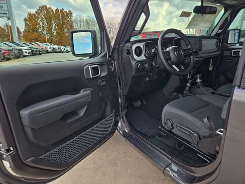 New 2026 Jeep Wrangler Sport AWD/4WD image 29