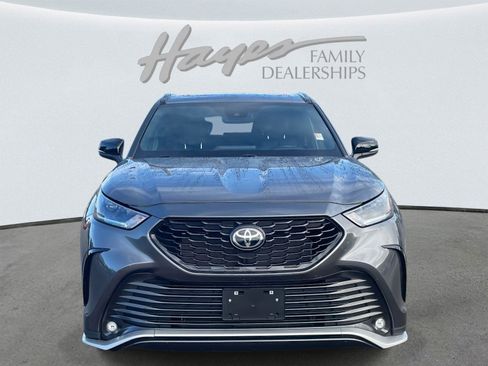 Used 2024 Toyota Highlander XSE image 29