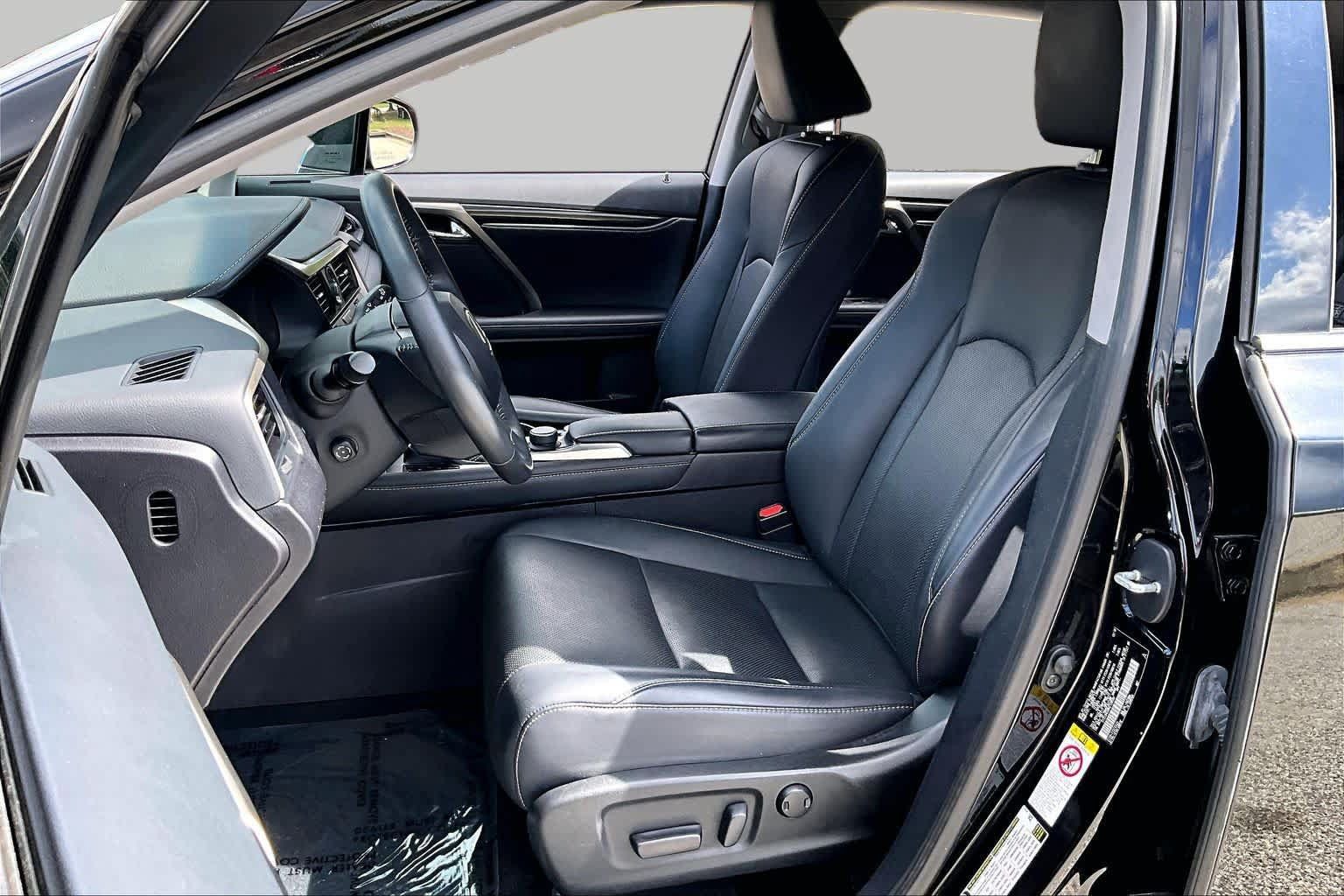 Used 2019 Lexus RX 350 FWD w/ Accessory Package image 8