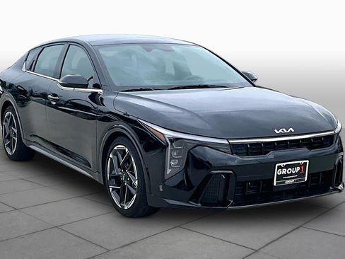 Certified 2025 Kia K4 GT-Line w/ GT-Line Sunroof Package FWD image 5