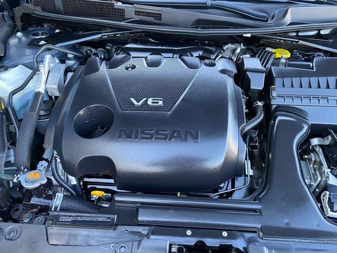 Used 2023 Nissan Maxima SV w/ Floor Mat Group FWD image 23