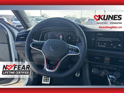 Used 2024 Volkswagen Jetta GLI 40th Anniversary Edition image 40