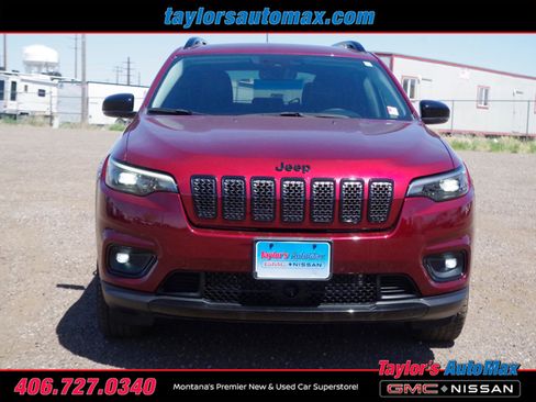 Used 2022 Jeep Cherokee Latitude Lux w/ Sun & Sound Group AWD/4WD image 34