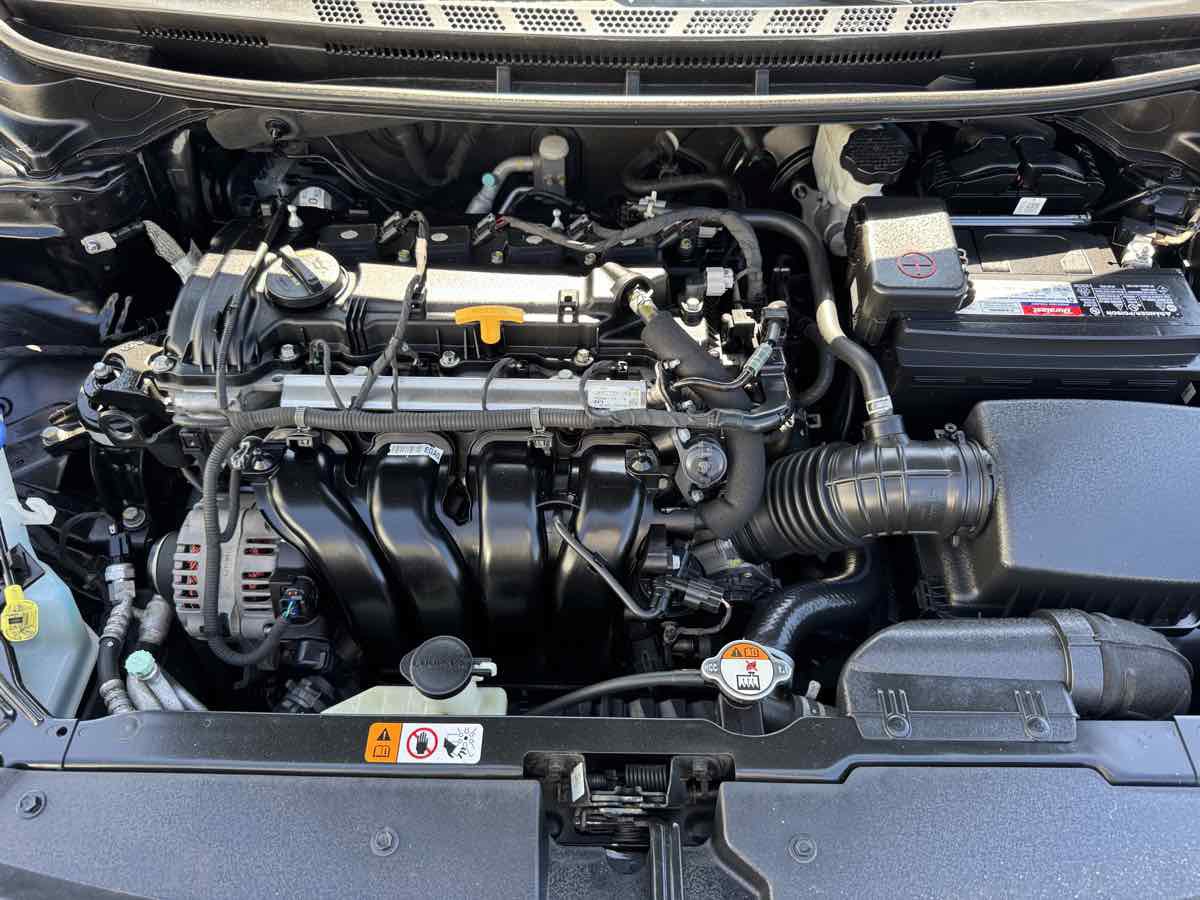 Used 2017 Kia Forte LX FWD image 8