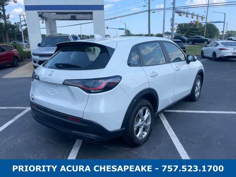 Used 2023 Honda HR-V LX image 5