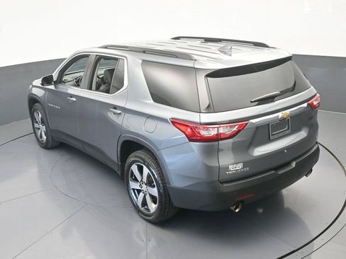 Used 2020 Chevrolet Traverse LT w/ LT Premium Package image 64