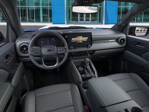 New 2026 Chevrolet Colorado ZR2 w/ Technology Package AWD/4WD image 16