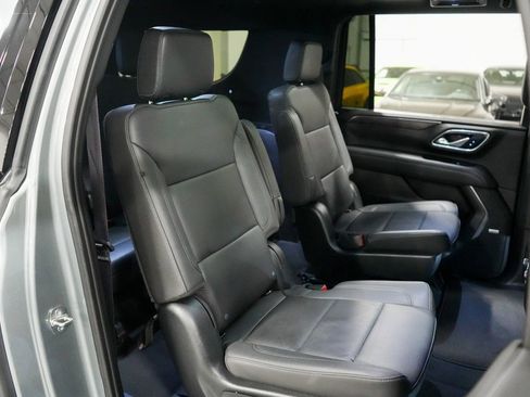 Used 2023 Chevrolet Suburban Z71 image 20