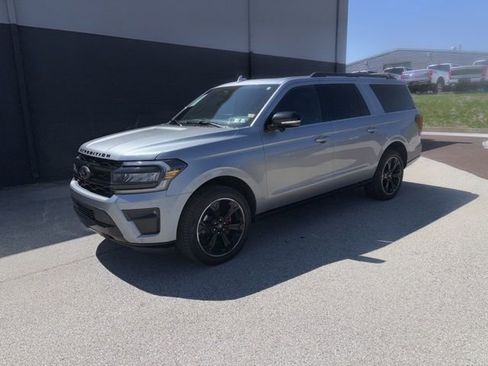 Certified 2023 Ford Expedition Max Limited image 5