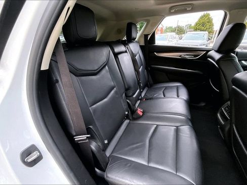 Used 2019 Cadillac XT5 Luxury FWD image 30