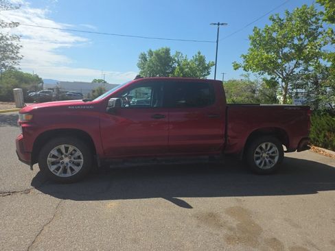 Used 2021 Chevrolet Silverado 1500 Custom AWD/4WD image 2