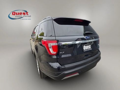 Used 2019 Ford Explorer XLT w/ Equipment Group 202A AWD/4WD image 5