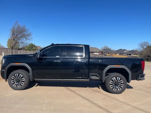 Used 2025 GMC Sierra 2500 Denali Ultimate w/ Max Trailering Package image 7