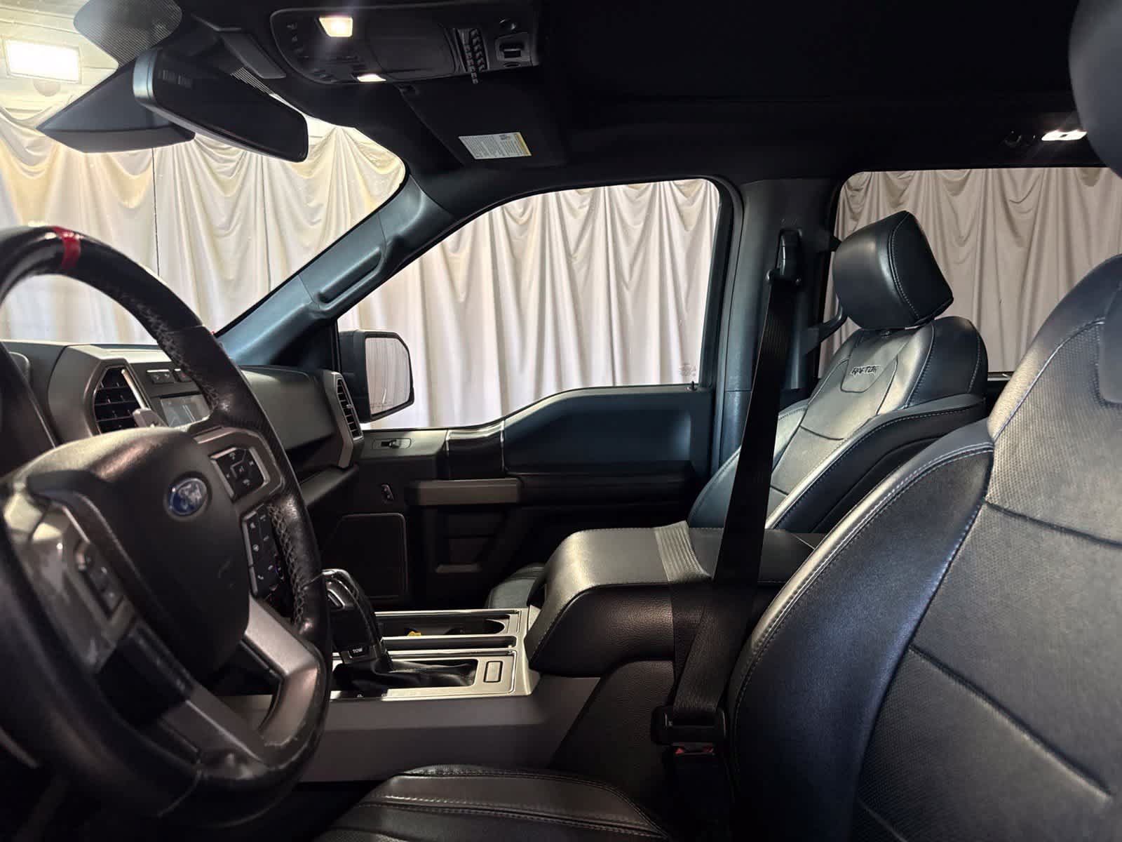 Used 2018 Ford F150 Raptor w/ Equipment Group 802A Luxury AWD/4WD image 19