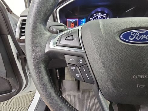 Used 2019 Ford Fusion Titanium AWD/4WD image 24
