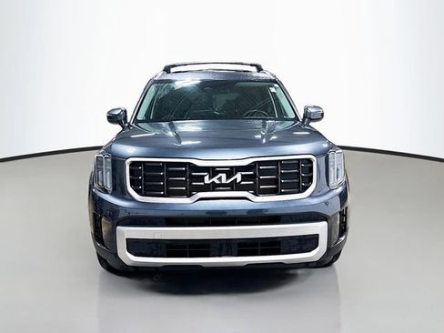 Used 2024 Kia Telluride S AWD/4WD image 2