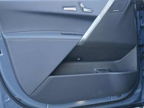 New 2026 BMW iX xDrive45 w/ M Sport Package image 10