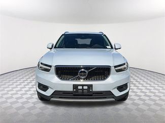 Used 2021 Volvo XC40 T4 Momentum video 2