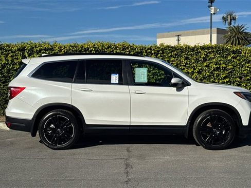 Certified 2022 Honda Pilot Special Edition image 3