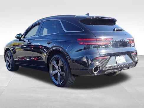 Used 2023 Genesis GV70 2.5T w/ Sport Prestige Package image 6