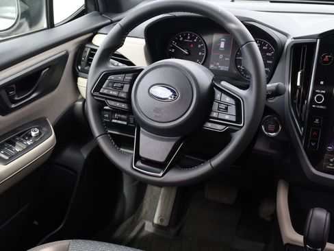 Used 2026 Subaru Forester Premium AWD/4WD image 23