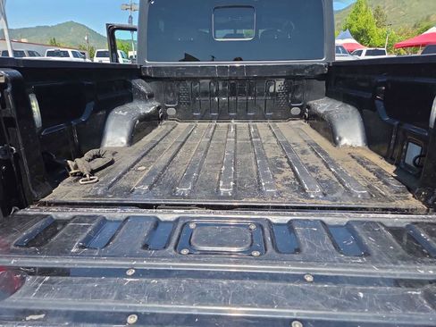 Used 2020 Jeep Gladiator Rubicon AWD/4WD image 27
