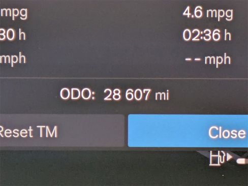 Certified 2023 Volvo XC60 B5 Plus image 39