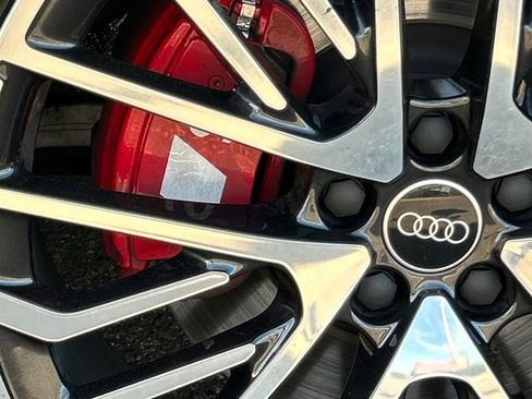 Used 2025 Audi SQ5 Premium Plus w/ Premium Plus Package image 46