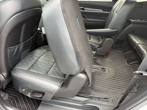 Used 2024 Kia Telluride SX X-Line AWD/4WD image 16