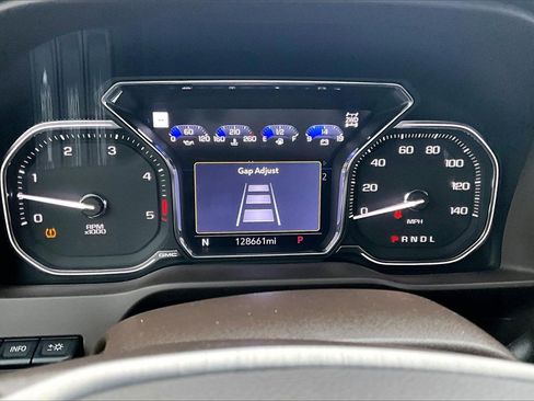 Used 2023 GMC Sierra 3500 Denali w/ Denali Ultimate Package image 18