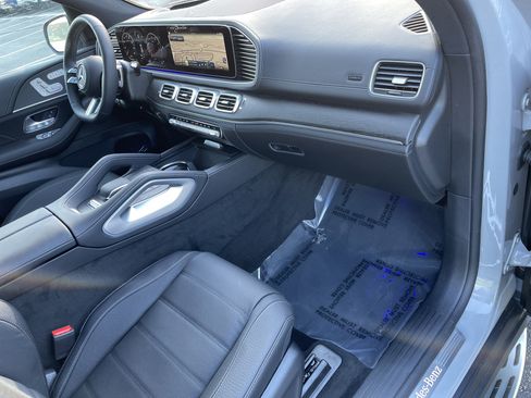 New 2026 Mercedes-Benz GLS 580 4MATIC image 46