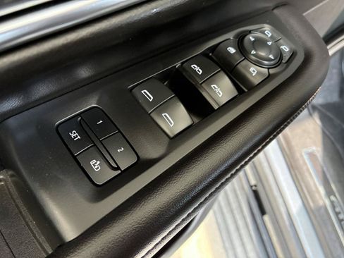 Used 2021 GMC Yukon AT4 w/ AT4 Premium Plus Package AWD/4WD image 11