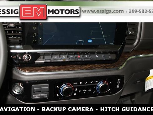 New 2025 GMC Sierra 1500 SLE w/ X31 Off-Road Package image 19