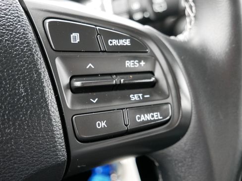 Used 2022 Hyundai Venue SEL FWD image 29