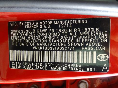 Used 2015 Toyota Yaris L image 15