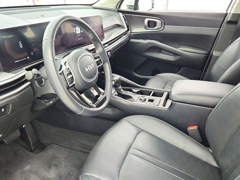 Used 2024 Kia Sorento S AWD/4WD image 25
